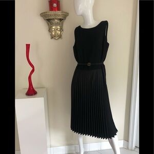 Donna Morgan beautiful amazing stylish dress